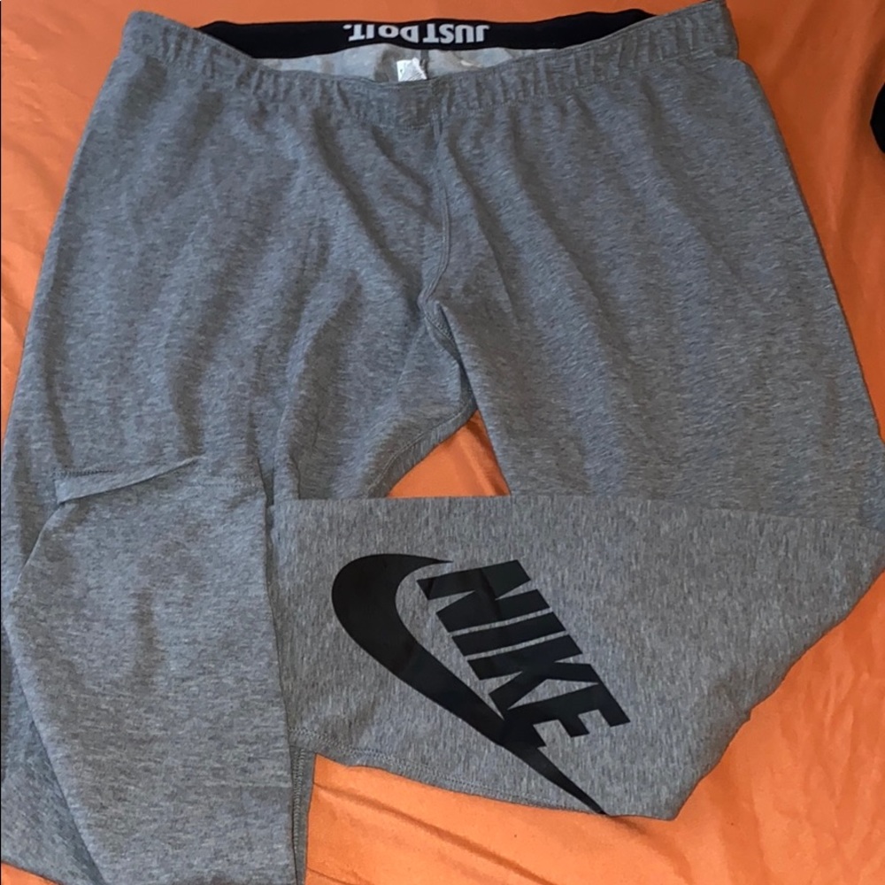 Plus size Nike leggings